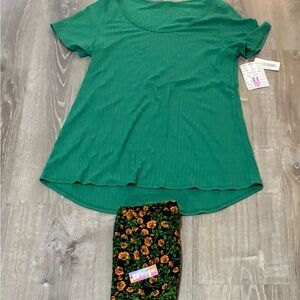 Lularoe outfit med Green claasic and Floral os Leggings new with tag